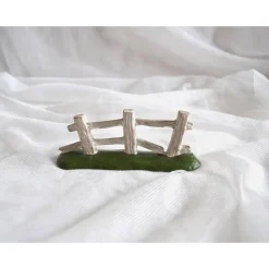 Kleiner Keramikzaun Nr. 2, weiß-grün