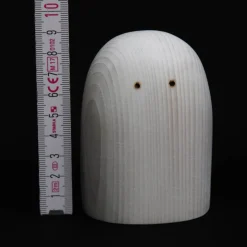 Kleines Gespenst aus Holz #8