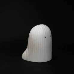 Kleines Gespenst aus Holz #11