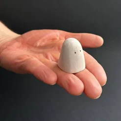 Kleines Gespenst aus Holz #5