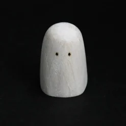 Kleines Gespenst aus Holz #2