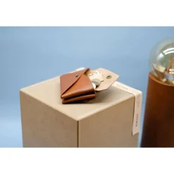 Kleines Portemonnaie für Damen mit doppelter Vordertasche. Minimalistische Doubleface Brieftasche (Unisex).