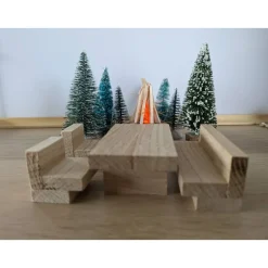 Klötzchen Möbelset Miniatur – Bank, Stuhl, Tisch & Lagerfeuer für Wichtelhaus, Puppenhaus & Miniaturen