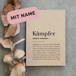 Kämpfer Definition Karte für Männer – Personalisierbare Mutmacher Karte aus Kraftpapier bei Krankheit & Krise | A6 Postkarte als Geschenk