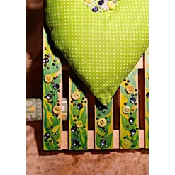 Künstlerische Wanddekoration FRÜHLINGSHERZERL Herzkissen auf einer Mini-Palette aus Holz Geldgeschenk