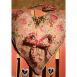 Künstlerische Wanddekoration ROSENHERZERL Herzkissen auf einer Mini-Palette aus Holz Geldgeschenk