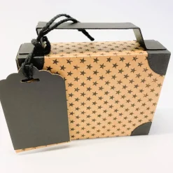Koffer aus Karton – Handgemachte Geschenkverpackung für Urlaub, Reisegutschein oder Geldgeschenk (12x9x3,5cm)