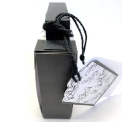 Koffer aus Karton – Handgemachte Geschenkverpackung für Urlaub, Reisegutschein oder Geldgeschenk (12x9x3,5cm)