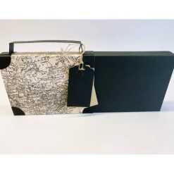 Koffer aus Karton – Handgemachte Geschenkverpackung für Urlaub, Reisegutschein oder Geldgeschenk (18x13,5x3,5cm)