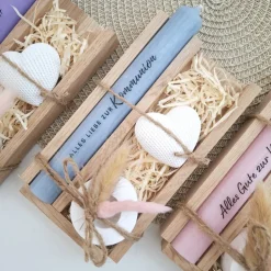 Kommunion Kommunionsgeschenk mit Dekoherz und Kerzenhalter rund Geschenkset für Jungen und Mädchen Kommunionskerze Kerze