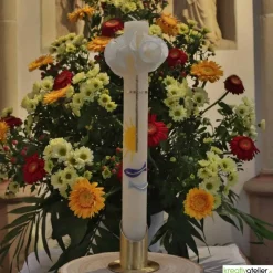Kommunionkerze Fisch blau, Sonne, Kreuz aus Bienenwachs, handverziert und -geknetet, Kommunionkerze Jungen und Mädchen