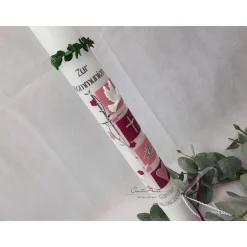 Kommunionkerze Quadrate in Beere-Rosa mit christlichen Symbolen