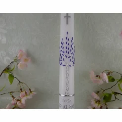 Kommunionkerze Taufkerze lang Mädchen Jungen Lebensbaum flieder silber Baum des Lebens Kreuz  Name Datum individualisierbar 400/40 mm