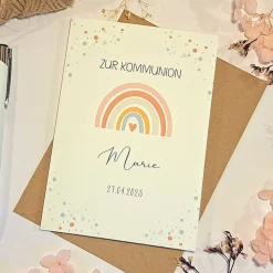 Kommunionskarte personalisiert für Jungen – Glückwunschkarte Erstkommunion mit Name & Datum – Regenbogen Design