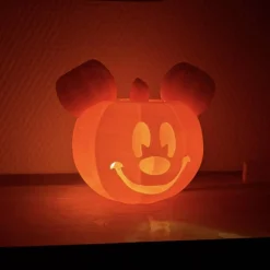 Kürbis leuchtend mit Mickey Maus Ohren  B.V.