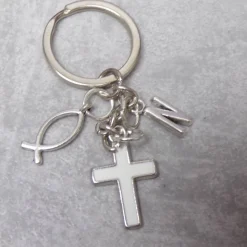 Kreuz Schlüsselanhänger versilbert personalisierbar Taufe konfirmation Kommunion
