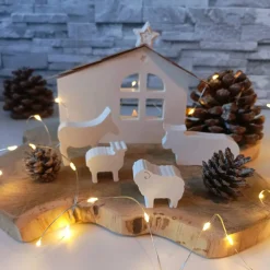 Krippe modern – Handgefertigte Raysin Weihnachtskrippe für stilvolle Feste