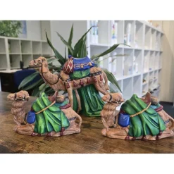 Krippenfiguren aus Keramik - Kamel - Stall - Weihnachtsdekoration