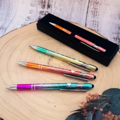 Kugelschreiber mit Farbverlauf & Wunsch-Spruch – Persönliches Geschenk aus Metall