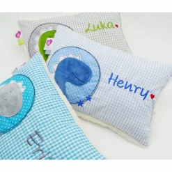 Kuschelkissen Dino Dinosaurier Wunschnamen Taufkissen Geburtskissen - Schmusekissen Kissen mit Namen