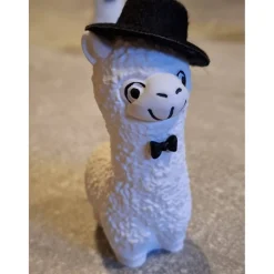 Lama aus Raysin mit Accessoires - niedliche Dekoration oder kleines Geschenk