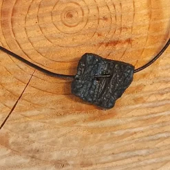 Lederbandkette - zum Beduften- mit schwarzem Lava-Trommelstein Freiform unisex