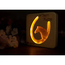 LED-Lampe Pferdekopf – Individuelle Lasergravur für Pferdefans