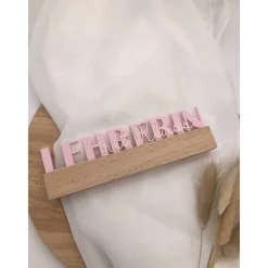 Lehrerin Geschenk Schulabschluss – 3D-Druck Deko mit Holzsockel „Lehrerin mit Klasse“