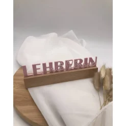 Lehrerin Geschenk Schulabschluss – 3D-Druck Deko mit Holzsockel „Lehrerin mit Klasse“