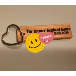 Letzte Nacht in Freiheit? Mit Stil! 25 Gravierte Holzanhänger als Gastgeschenk für JGA & Hochzeit frei personalisierbar