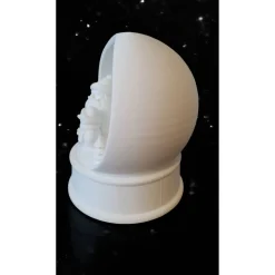 Lichterzauber im Winterwald: Exklusive 3D-gedruckte Schneekugel-Dekoration aus PLA – Nikolaus & Schneemann