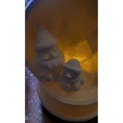 Lichterzauber im Winterwald: Exklusive 3D-gedruckte Schneekugel-Dekoration aus PLA – Nikolaus & Schneemann