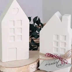Lichthäuser weiß im 2er Set aus Raysin im Hygge Scandi Style Shabby Dekohäuser Ganz-Jahresdekoration