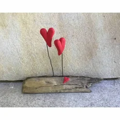 Liebe auf Treibholz, Herzen auf Schwemmholz