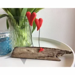 Liebe auf Treibholz, Herzen auf Schwemmholz