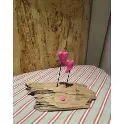 Liebe auf Treibholz, Herzen auf Schwemmholz, Liebe, Hochzeit, Valentinstag