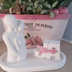 Liebespaar Brautpaar auf Tablett | Geschenk für Paare | Hochzeitsgeschenk | Scandi Style | moderne Raysin Deko weiß