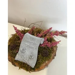 Liebevolles Grabgesteck