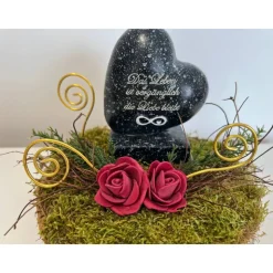 Liebevolles Grabgesteck