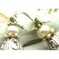 Lässige handgemachte  florale Blüten bohemian hippie Ohrhänger – Unikat, grün