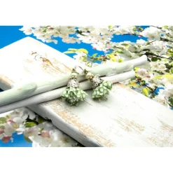 Lässige handgemachte  florale Blüten bohemian hippie Ohrhänger – Unikat, grün