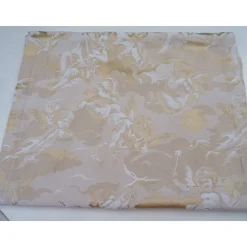 Läufer in goldenem Engel-Dekor. 140 x 45 cm