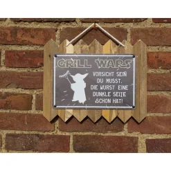 Lustiges Blechschild auf Altholz – „Grill Wars – vorsichtig du sein musst 35 x 25 cm