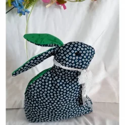 Lustiges Hasen- Täschchen mit Reißverschlussfach