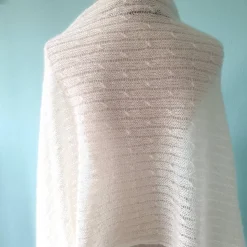 Luxuriöse Brautstola aus Mohair und Seide in Cremeweiß – Elegantes Lacetuch für Hochzeit & Feste