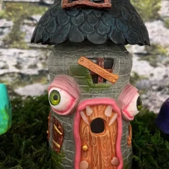 Magisch, verrücktes Monsterhaus, leuchtet mit LED-Teelicht im dunklen