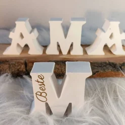 Mama Schriftzug Geschenk – Liebevolles Deko-Highlight für die beste Mama