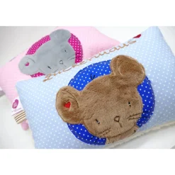 Maus im Doodlekreis - Namenskissen Taufkissen Kuschelkissen Kindergartenkissen Geburtsgeschenk  Schmusekissen