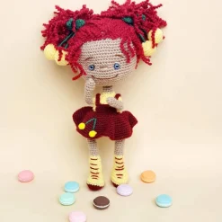 Mädchen Puppe, gehäkelte Puppe, Handgemachte Unikat Puppe gehäkelt, Hälelpuppe Sammelpuppe aus hochwertigem Garn, Puppe