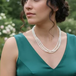 Mehrreihige Glasperlenkette Weiß Champagnerschimmer – Brautschmuck handgefertigt Moonlight Glow